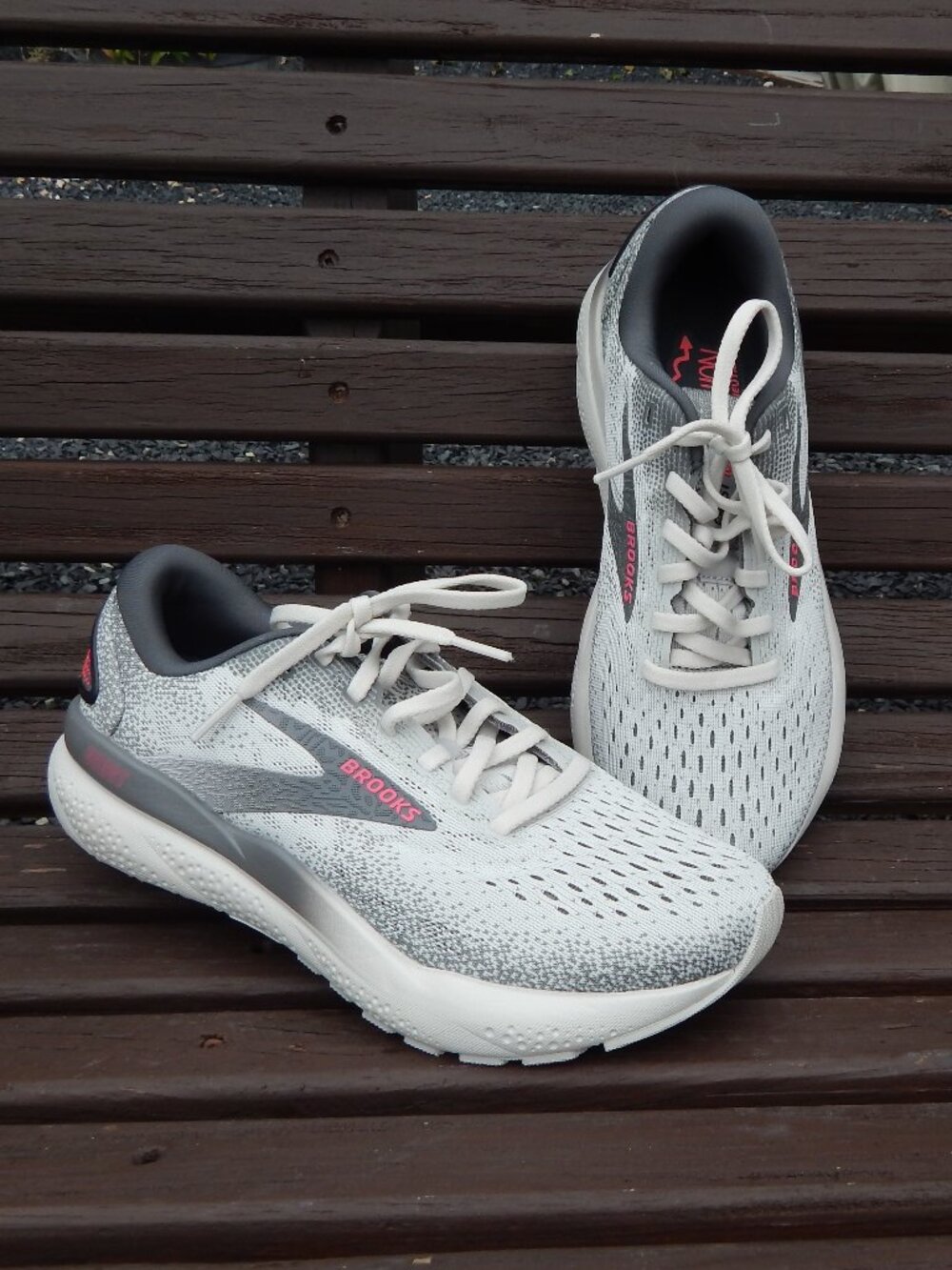 Brooks Ghost 16 Womens Running Shoes Size 8 Worn Twice